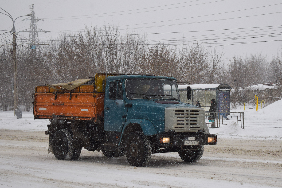 Алтайский край, № Х 435 УВ 22 — ЗИЛ-497442