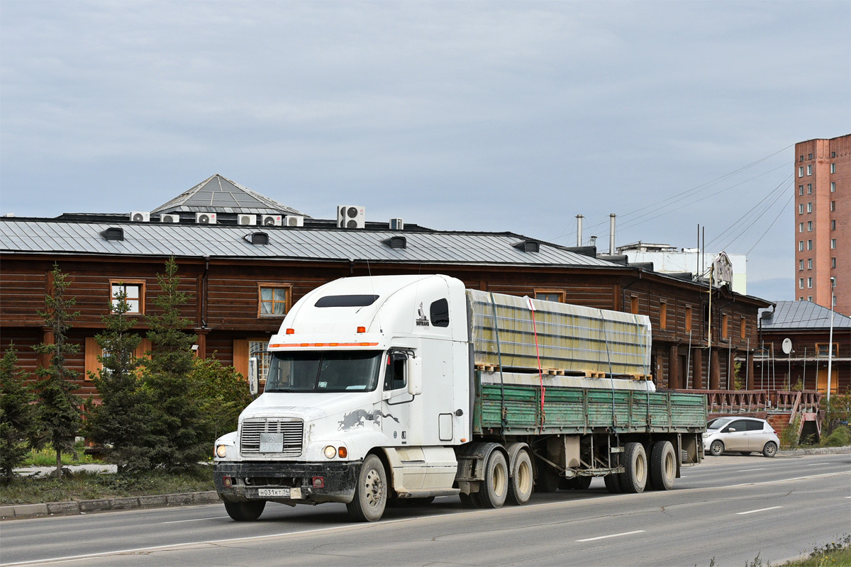 Саха (Якутия), № Н 031 КТ 14 — Freightliner Century Class