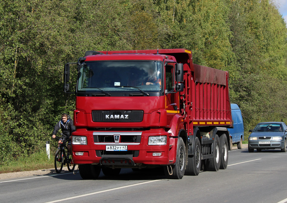 Кировская область, № А 832 РТ 43 — КамАЗ-65201-B5