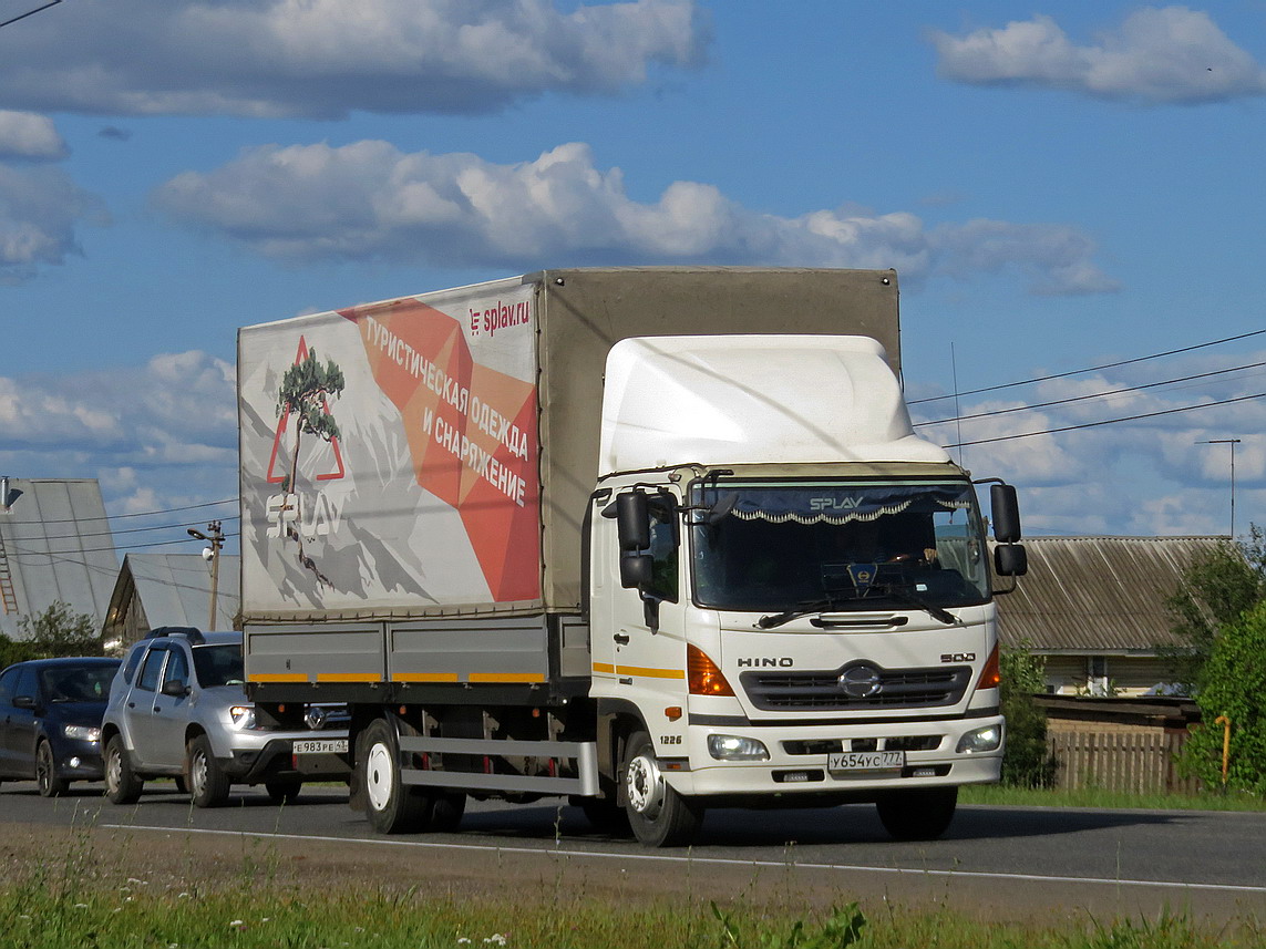 Москва, № У 654 УС 777 — Hino 500