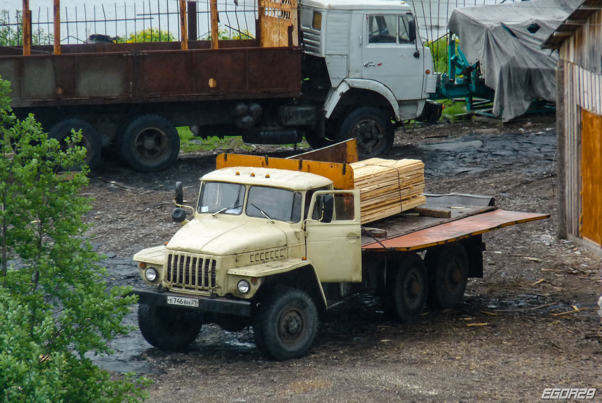 Архангельская область, № Е 746 ВН 29 — Урал-5557