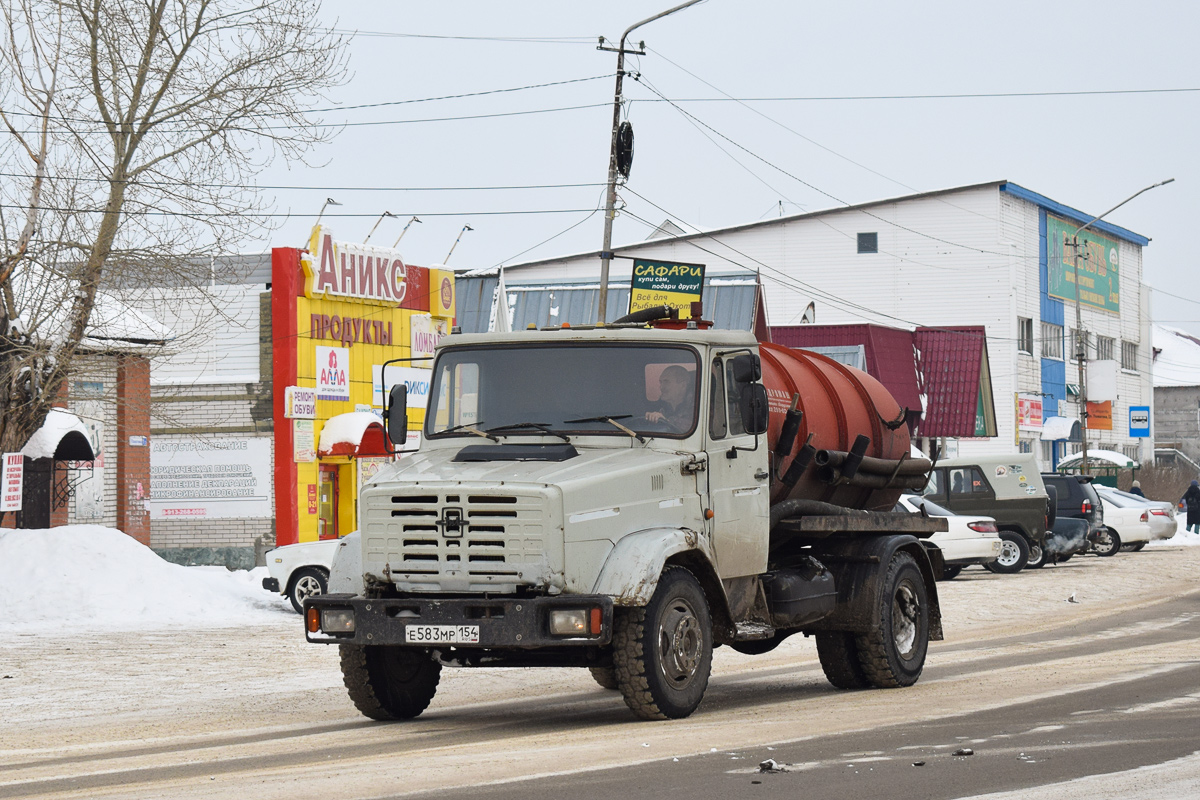 Алтайский край, № Е 583 МР 154 — ЗИЛ-432930