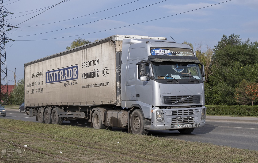 Павлодарская область, № 653 CYA 14 — Volvo ('2002) FH12.460