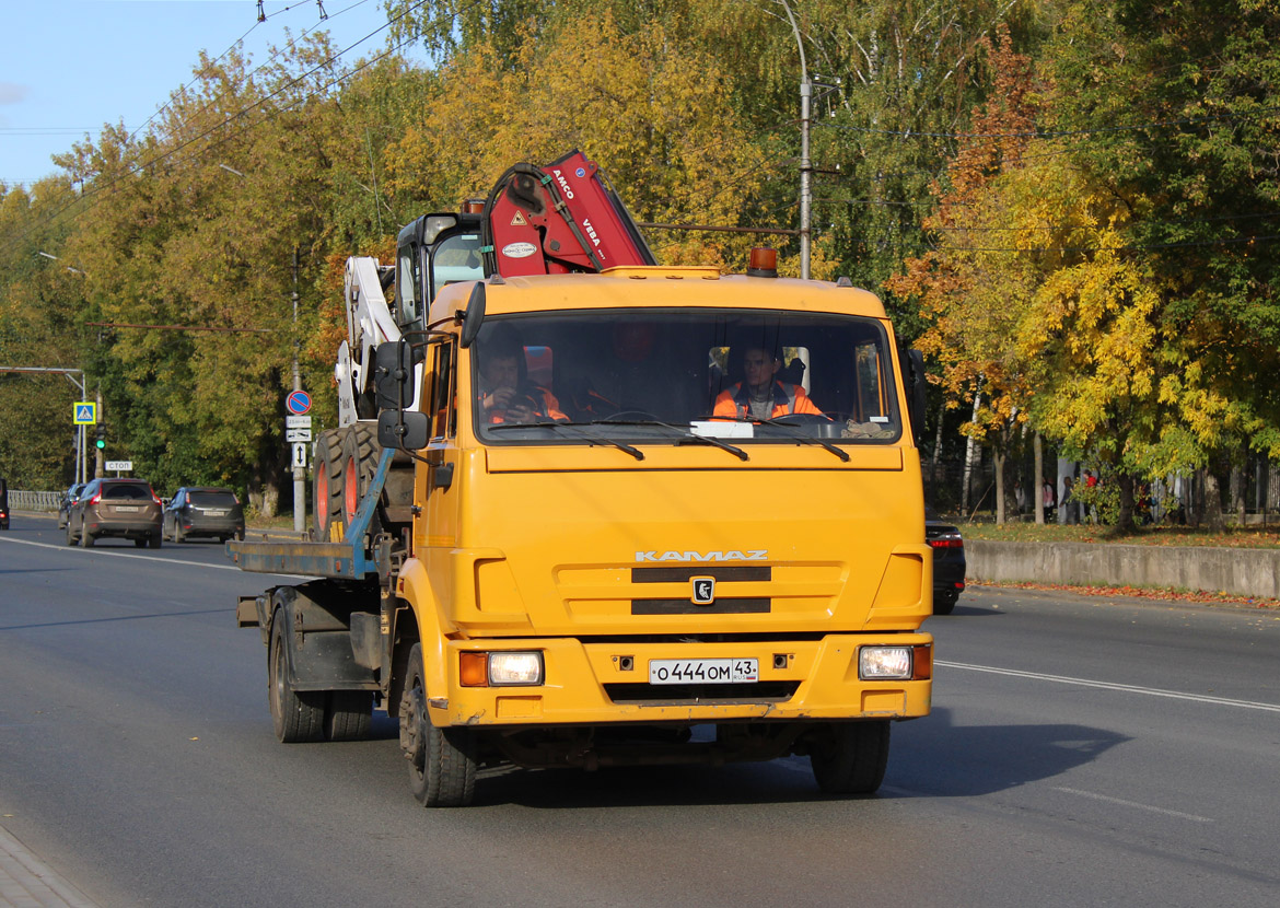 Кировская область, № О 444 ОМ 43 — КамАЗ-4308-H3