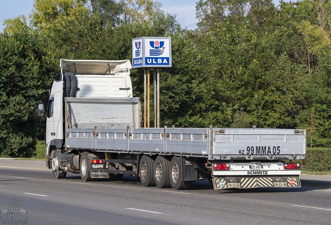 Алматинская область, № 911 EXB 05 — Volvo ('1993) FH12.420; Алматинская область, № 99 MMA 05 — Schmitz Cargobull S.PR (общая модель)