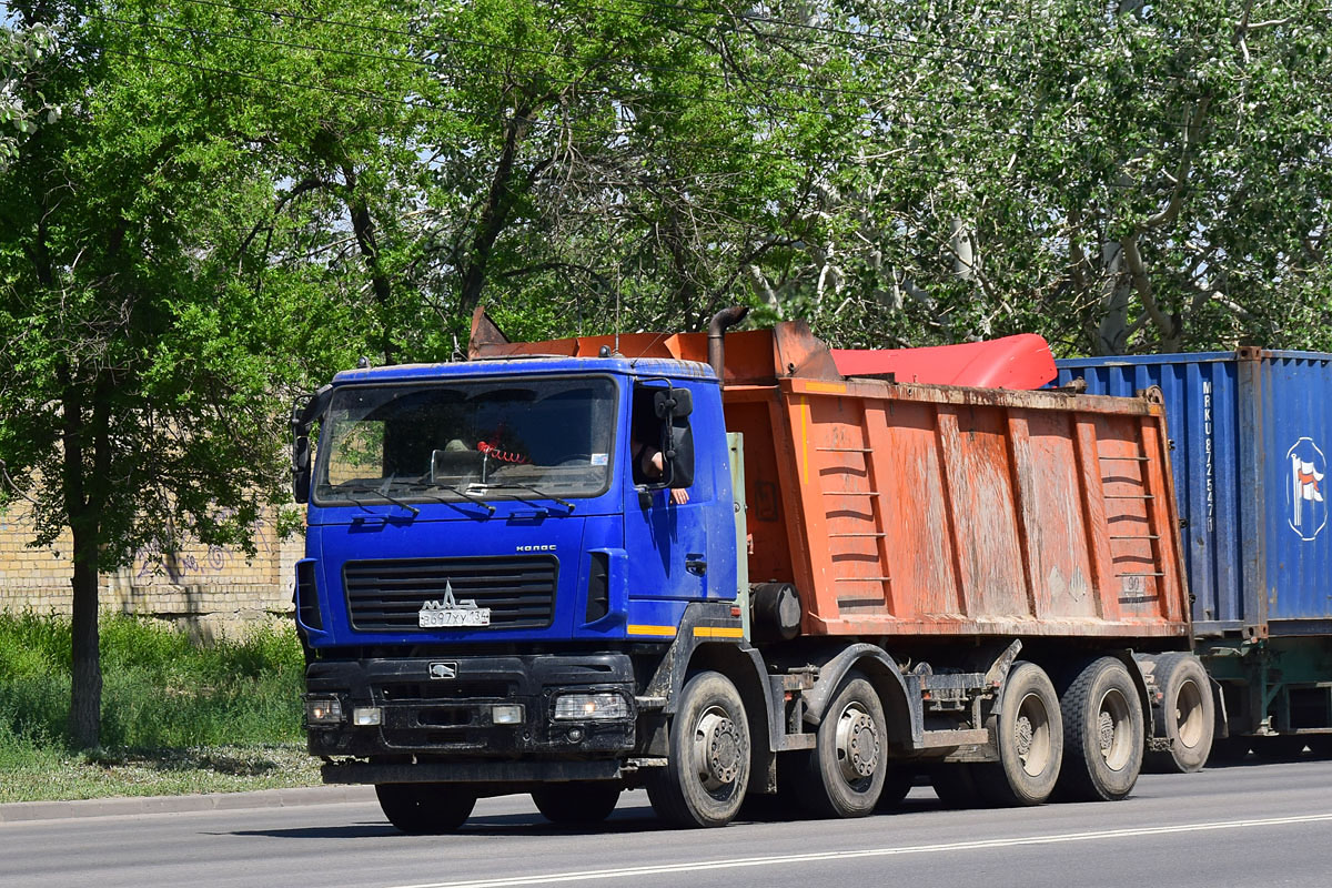 Волгоградская область, № В 697 ХУ 134 — МАЗ-6516H9