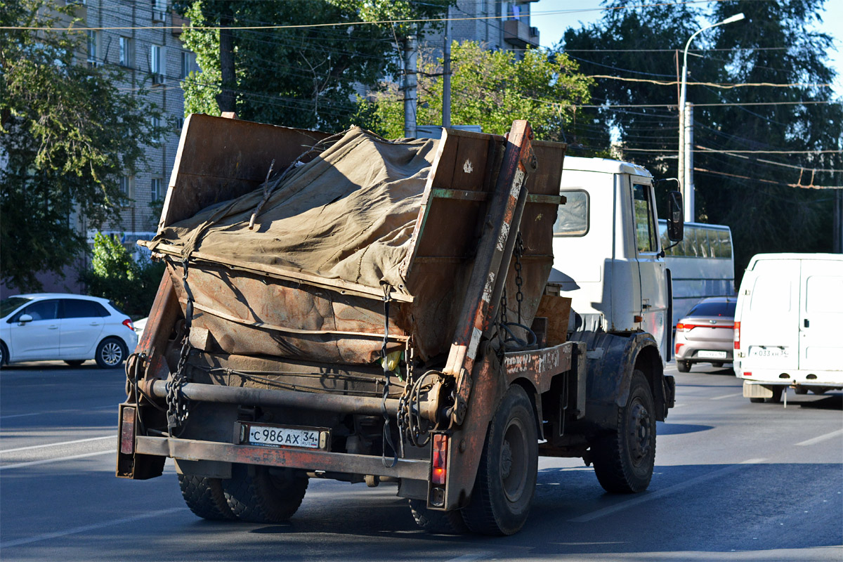 Волгоградская область, № С 986 АХ 34 — МАЗ-5551A2