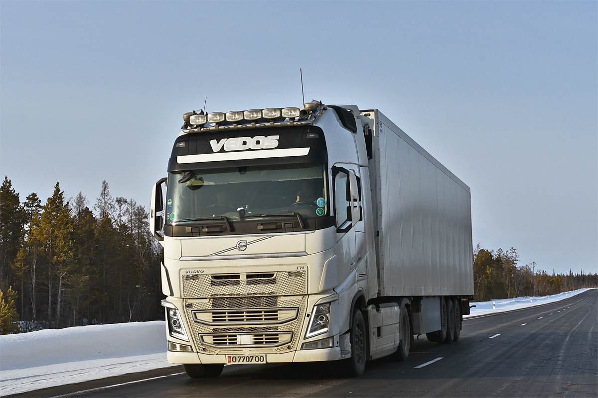 Киргизия, № O 7707 OO — Volvo ('2012) FH-Series