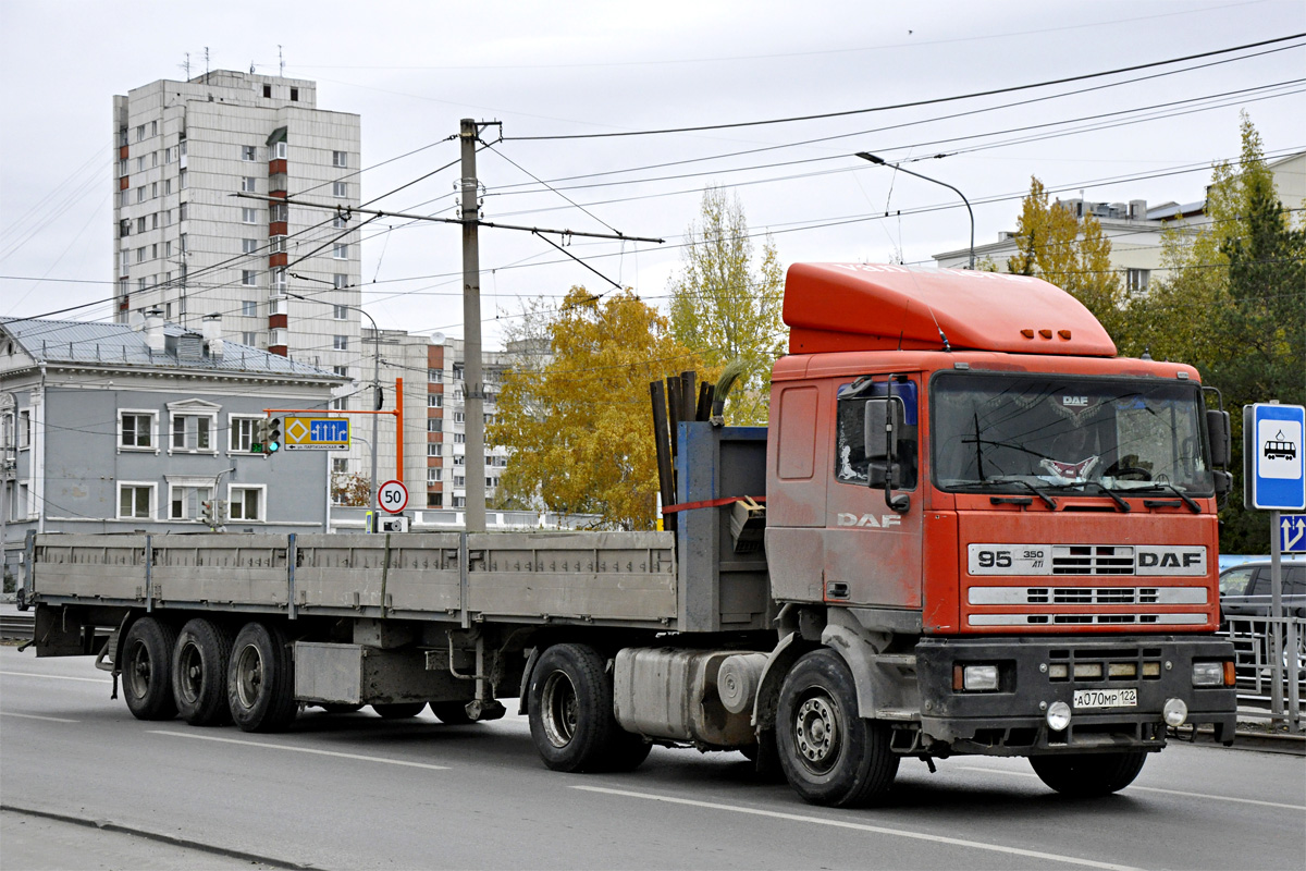 Алтайский край, № А 070 МР 122 — DAF 95 FT