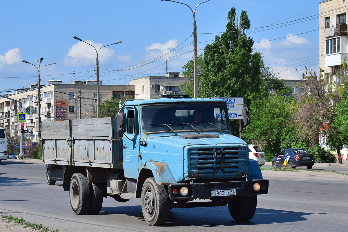 Волгоградская область, № В 982 ТА 34 — ЗИЛ-433100