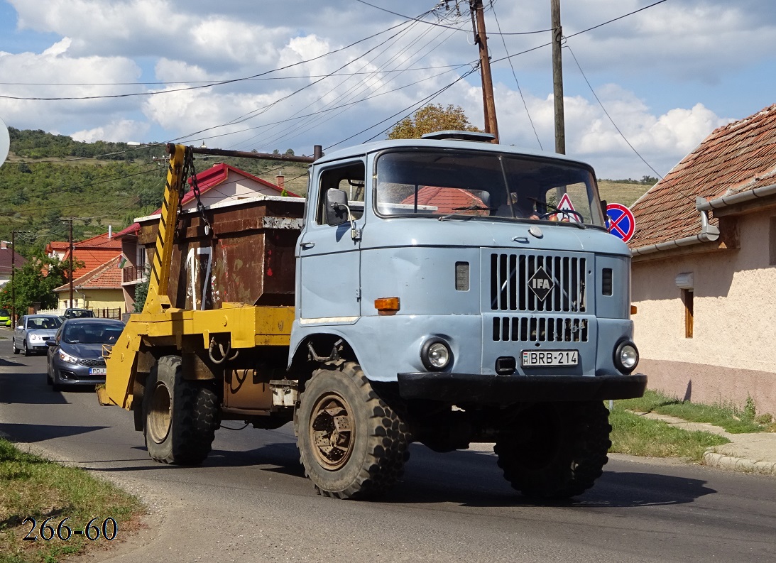 Венгрия, № BRB-214 — IFA W50LA/K, LA/Z; Венгрия — Сбор винограда в Венгрии