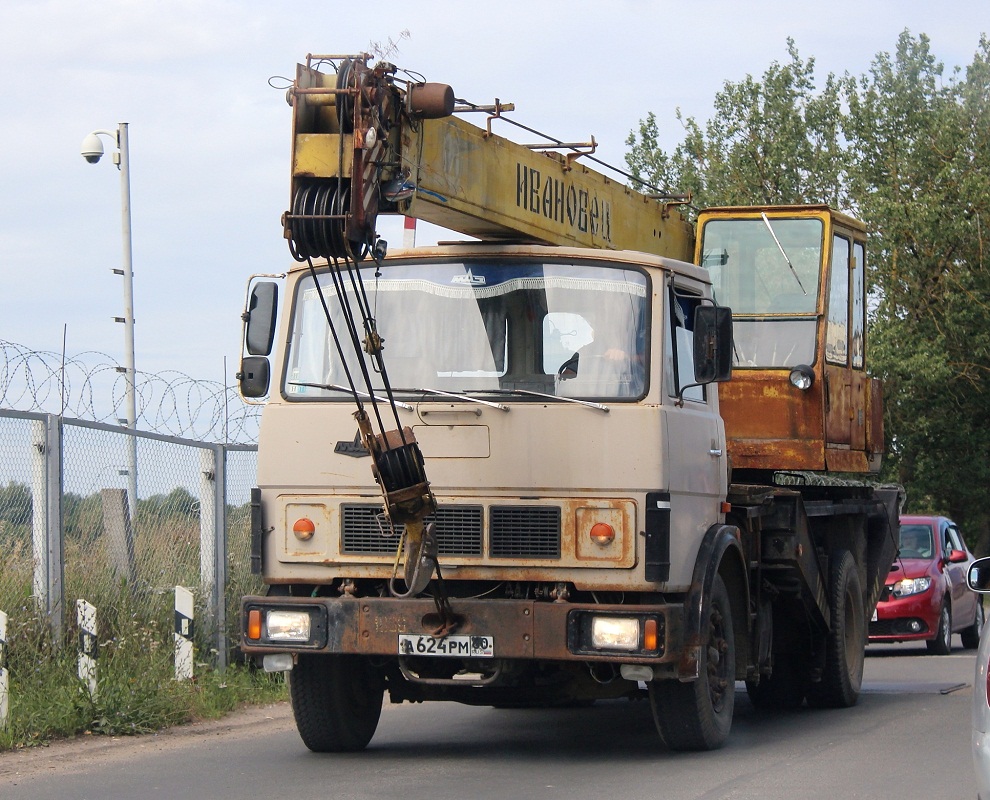 Псковская область, № А 624 РМ 60 — МАЗ-5337 [533700]