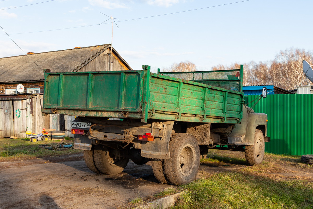 Томская область, № В 493 КУ 70 — ГАЗ-52-02