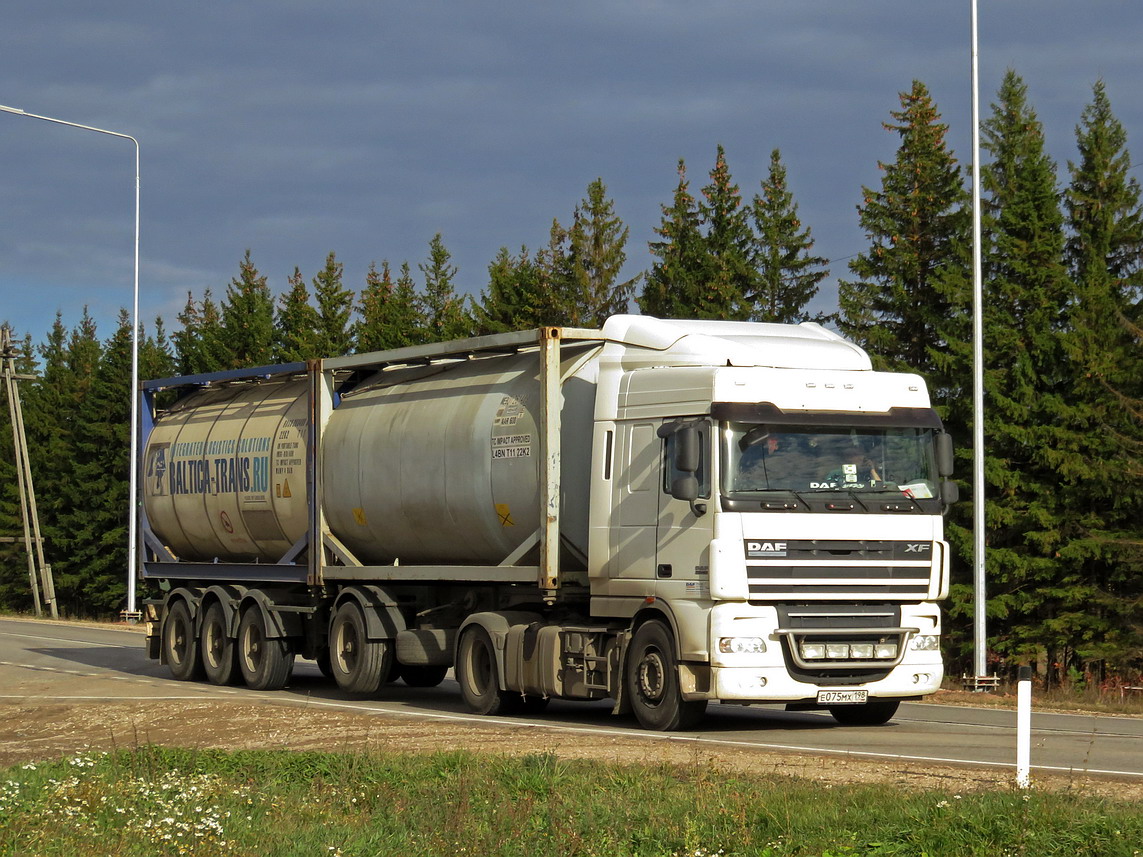 Санкт-Петербург, № Е 075 МХ 198 — DAF XF105 FT