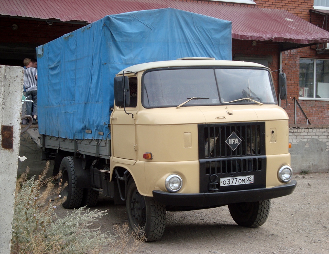 Башкортостан, № О 377 ОМ 02 — IFA W50L (общая модель)