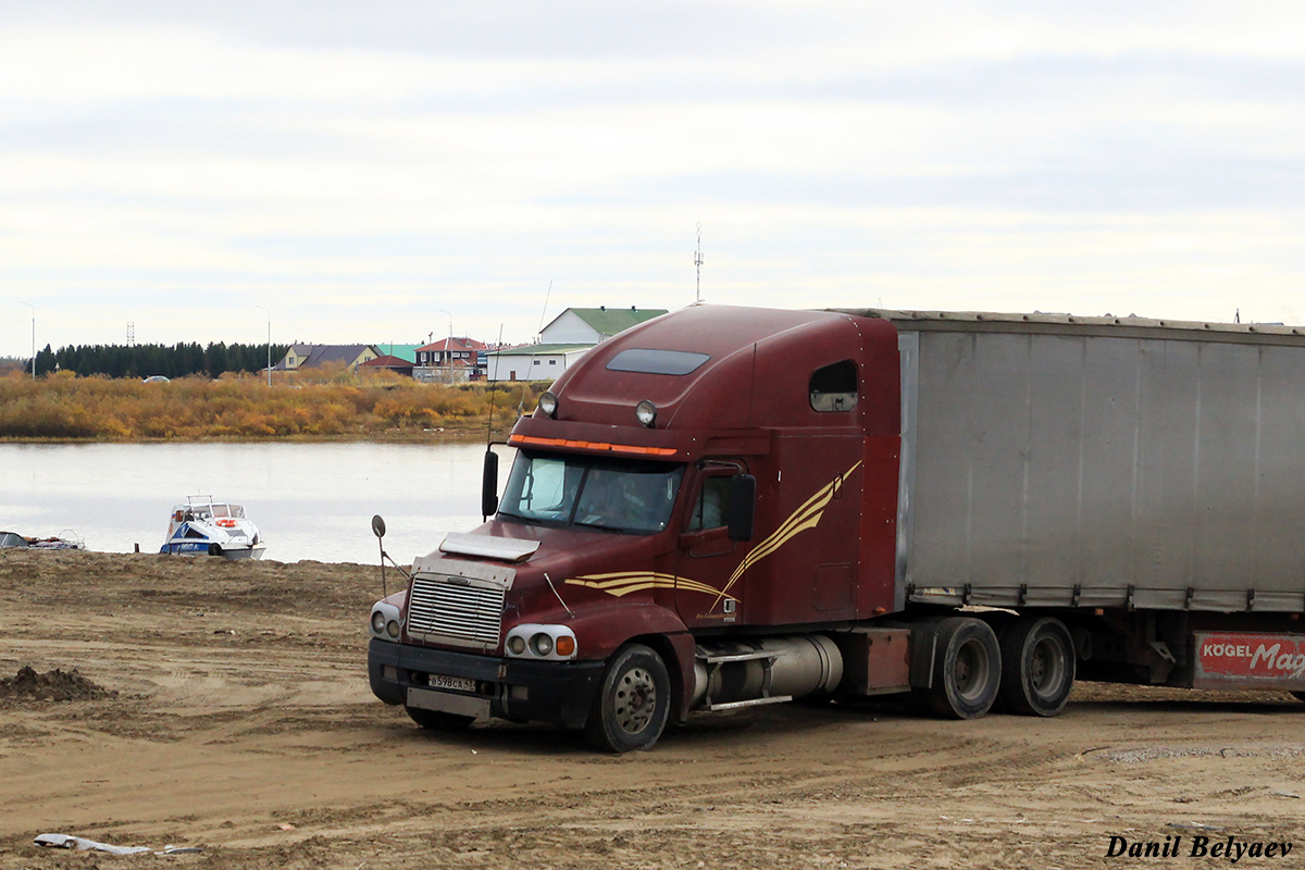 Кировская область, № В 598 СА 43 — Freightliner Century Class