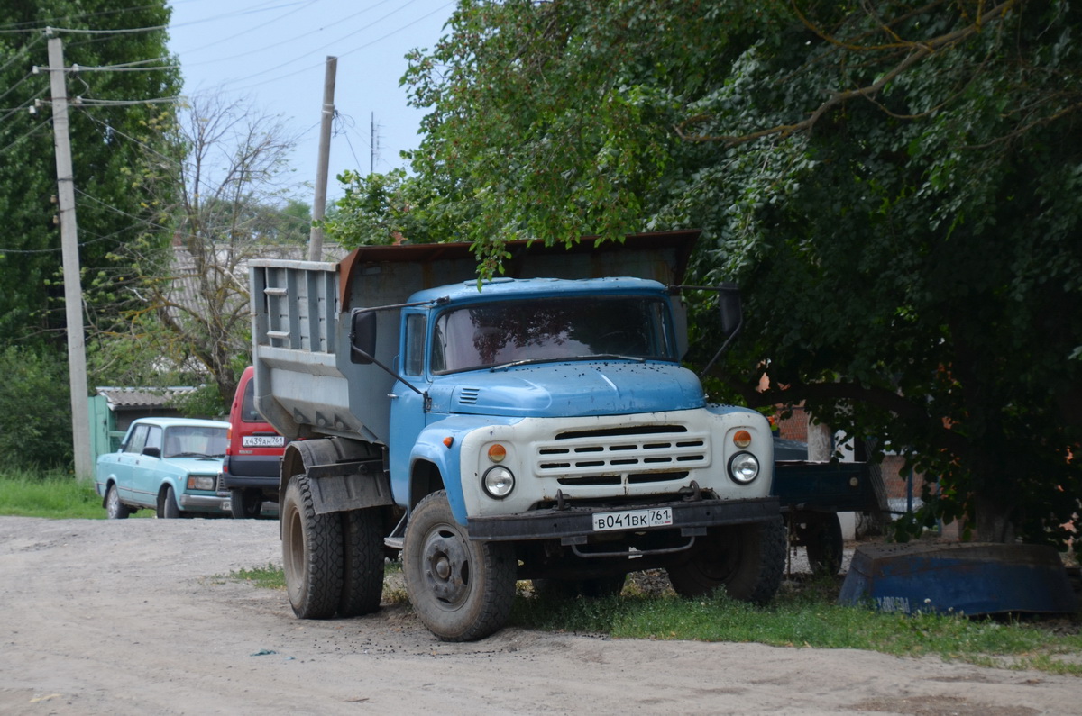 Ростовская область, № В 041 ВК 761 — ЗИЛ-495850