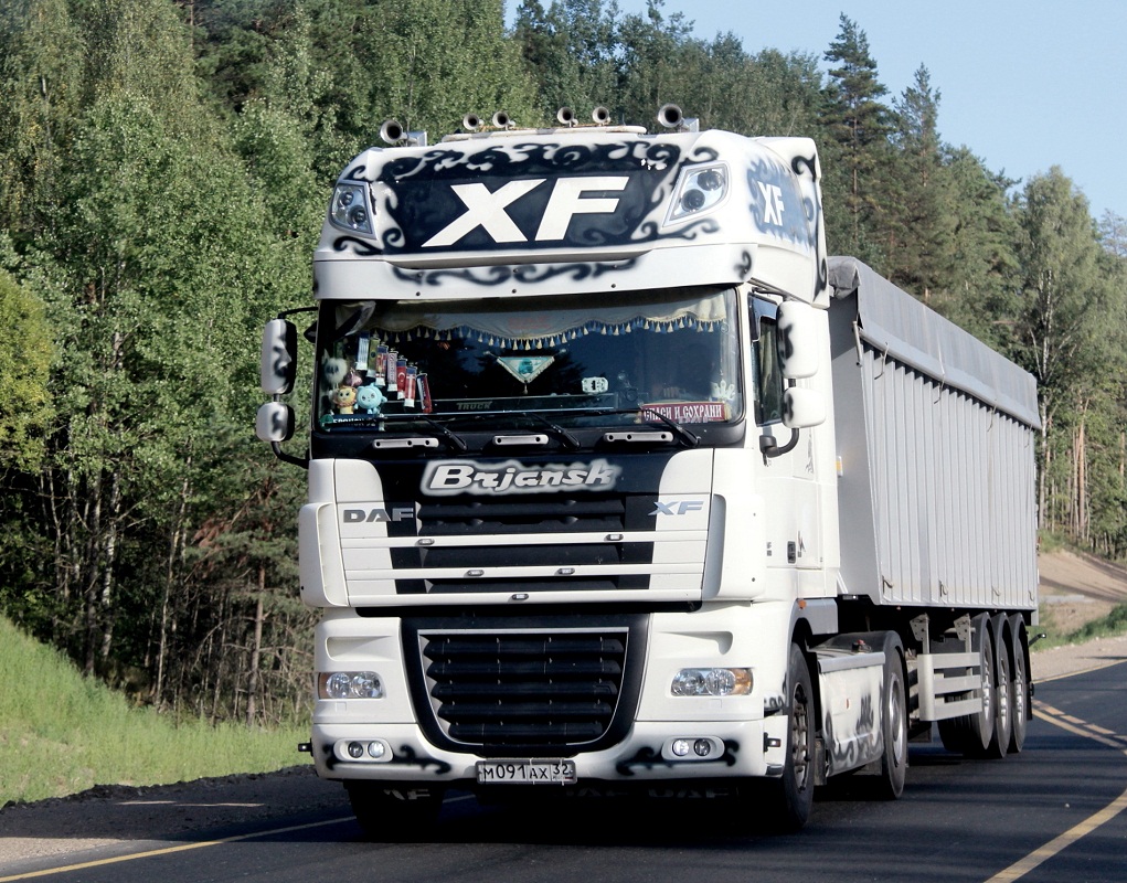 Брянская область, № М 091 АХ 32 — DAF XF105 FT