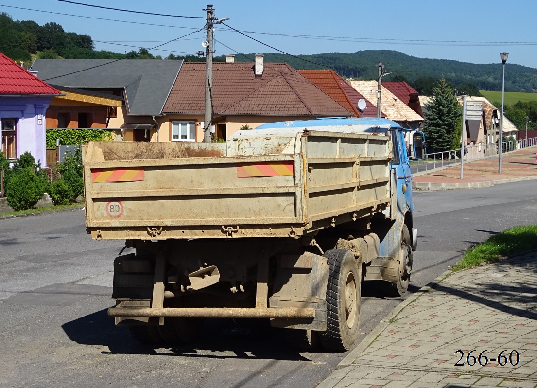 Словакия, № PT-137AV — Škoda 706 MTS 24