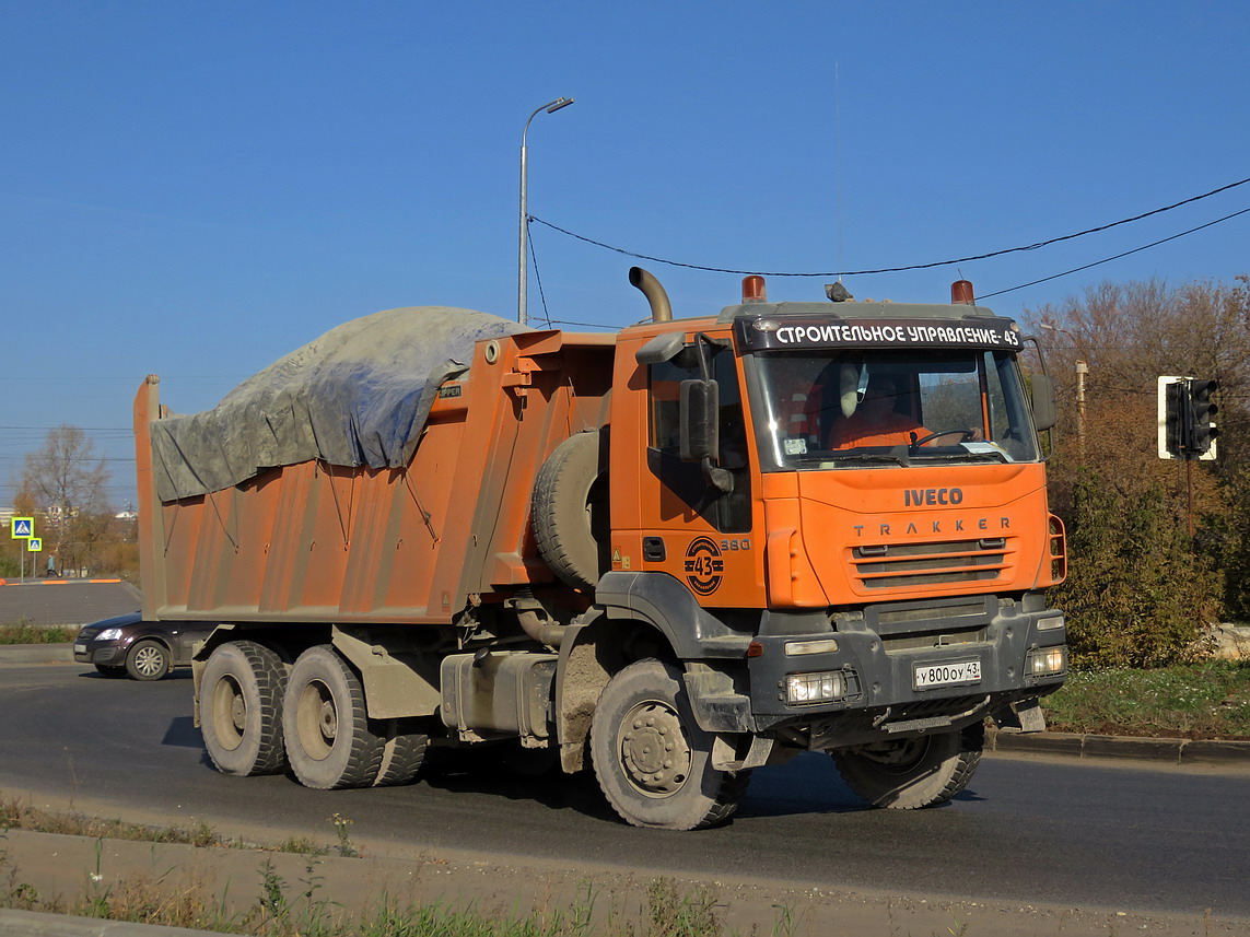 Кировская область, № У 800 ОУ 43 — IVECO Trakker ('2004)