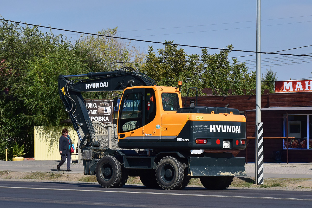 Волгоградская область, № 1190 ЕА 34 — Hyundai R140W