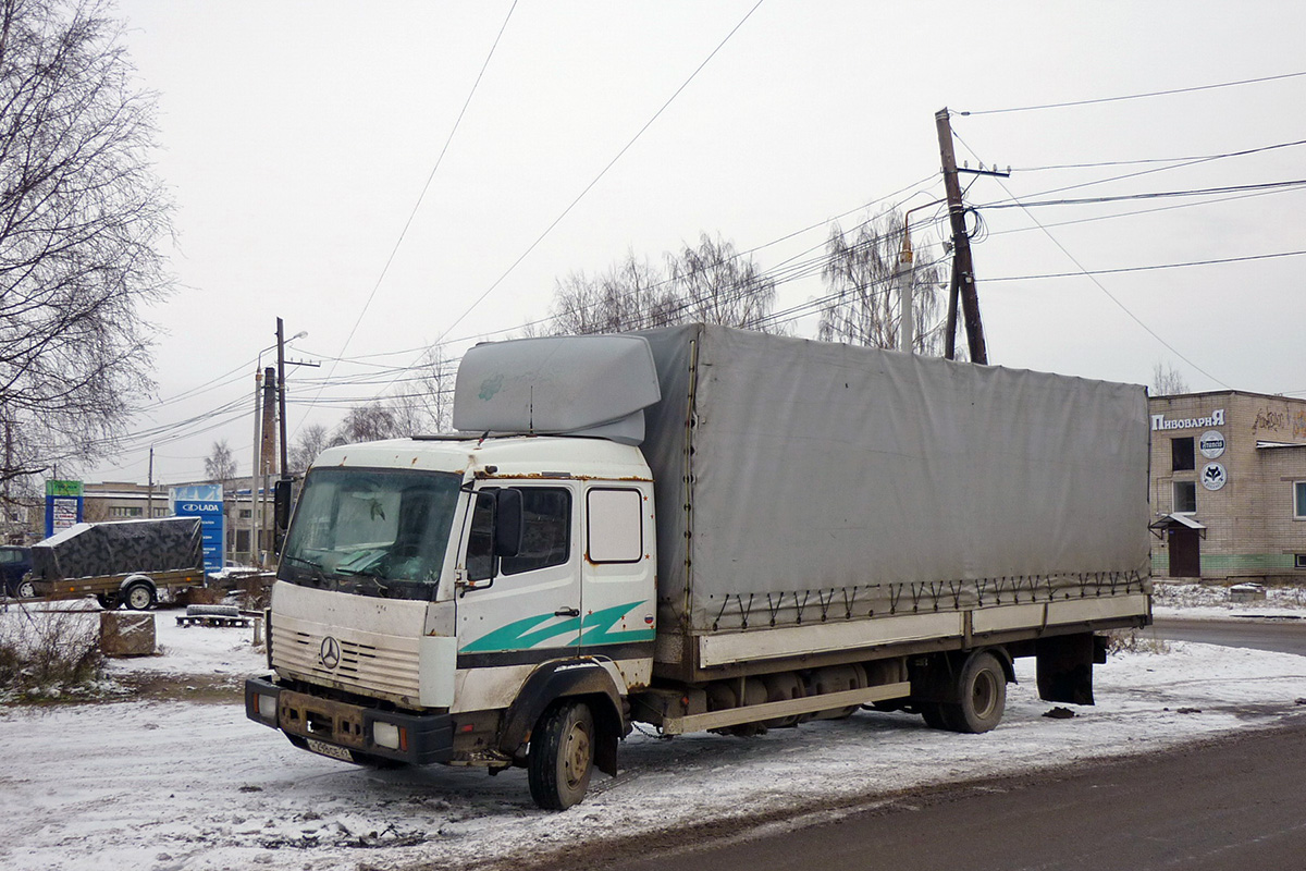 Архангельская область, № Н 298 СЕ 29 — Mercedes-Benz LK 817