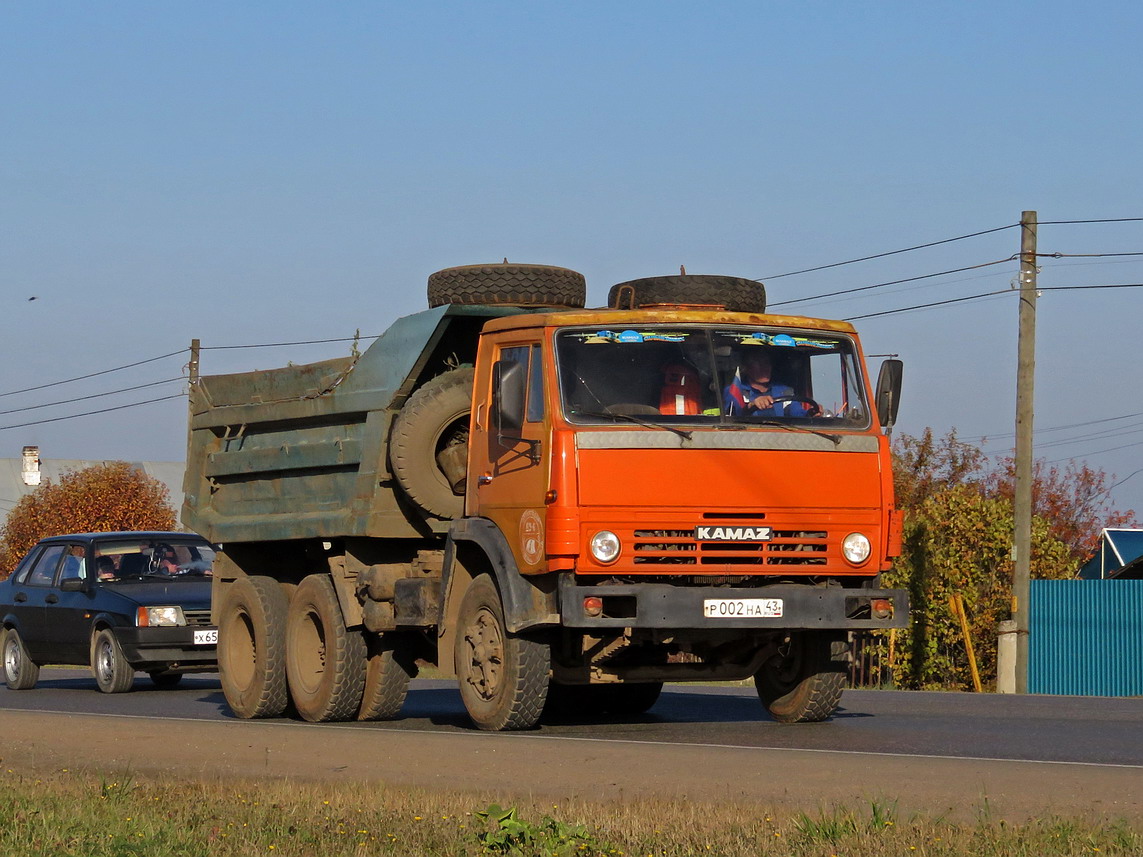 Кировская область, № Р 002 НА 43 — КамАЗ-55111 [551110]