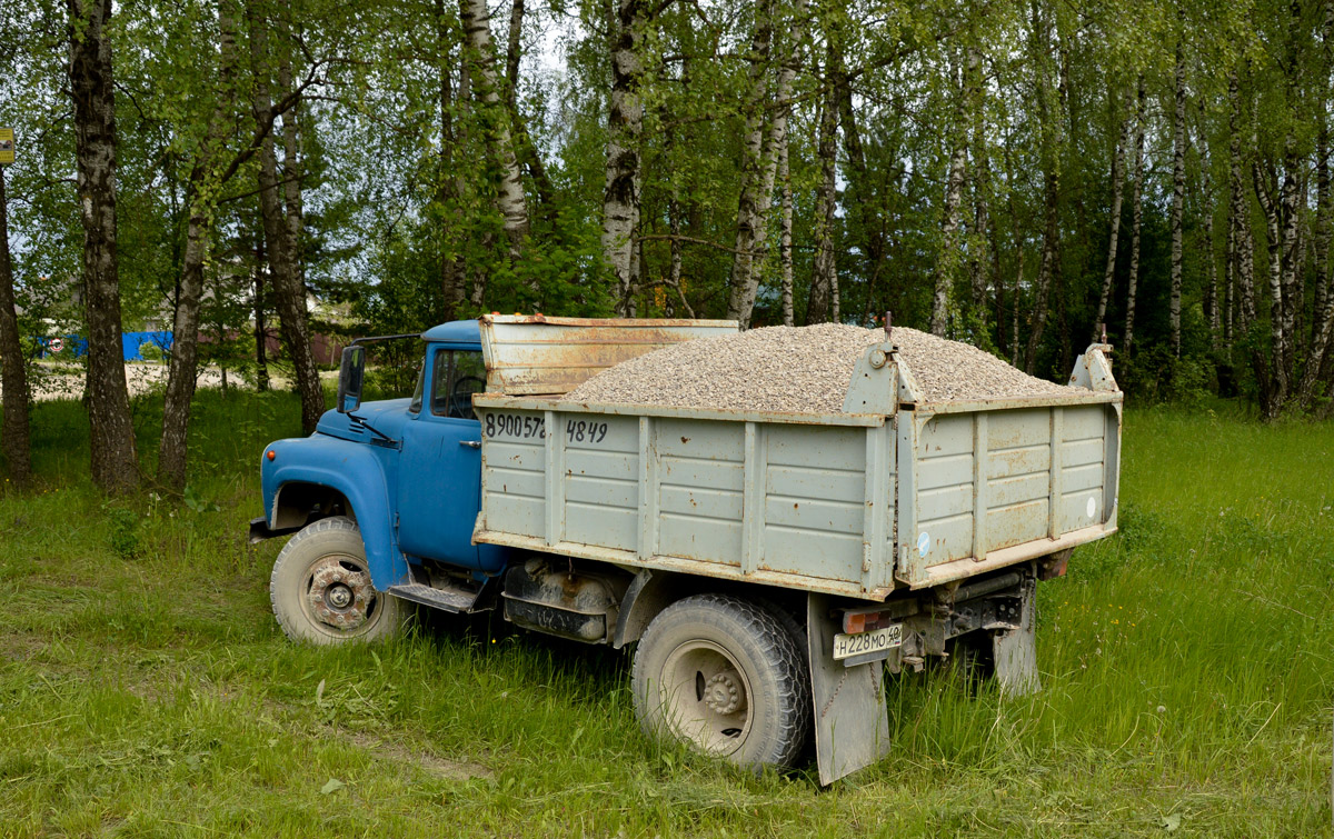 Калужская область, № Н 228 МО 40 — ЗИЛ-495810