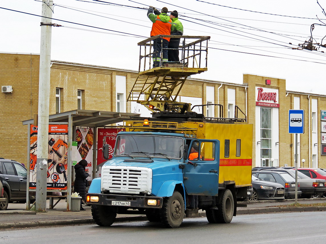 Кировская область, № С 217 НК 43 — ЗИЛ-432932