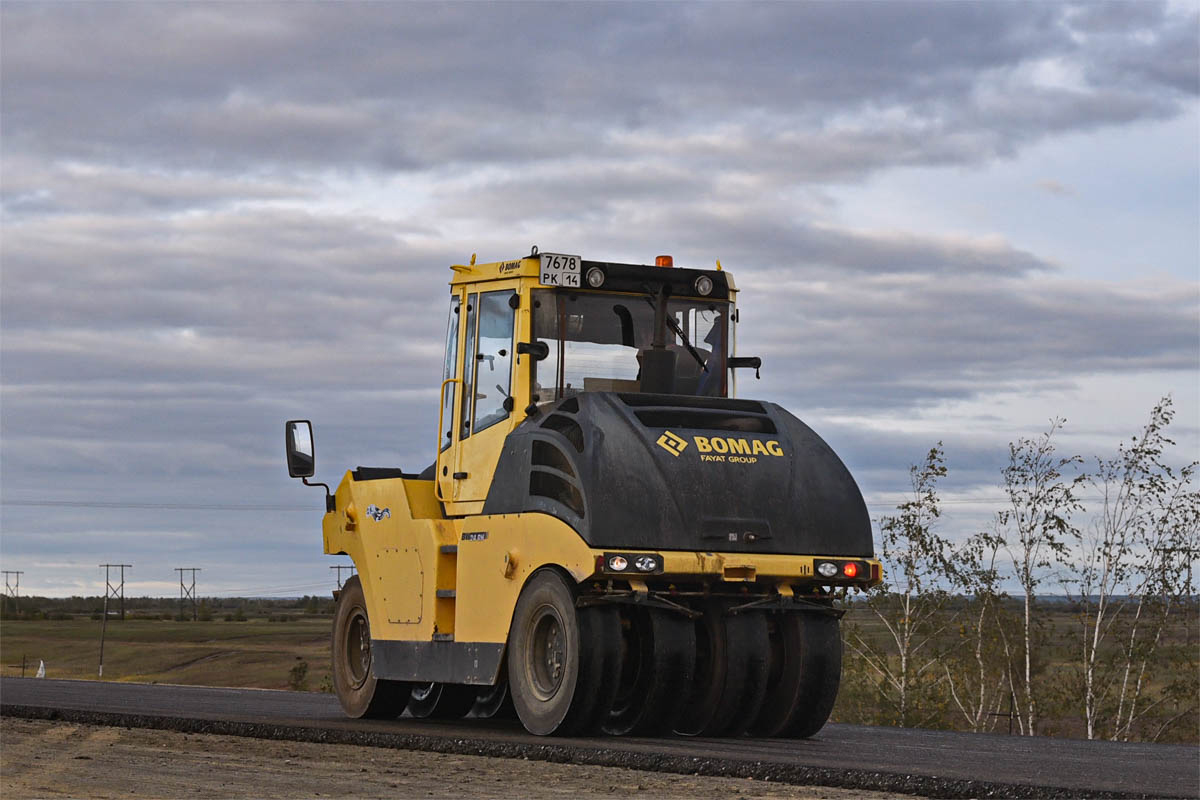 Саха (Якутия), № 7678 РК 14 — Bomag BW 24 RH