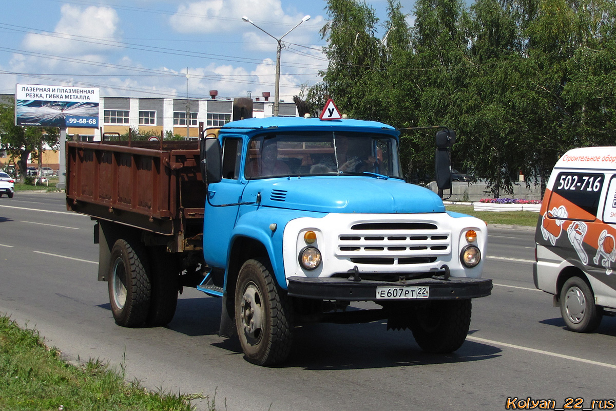 Алтайский край, № Е 607 РТ 22 — ЗИЛ-431410