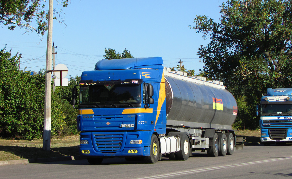 Херсонская область, № ВТ 2052 ВХ — DAF XF105 FT