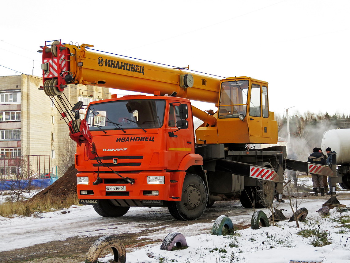 Кировская область, № О 807 РН 43 — КамАЗ-53605 (общая модель)