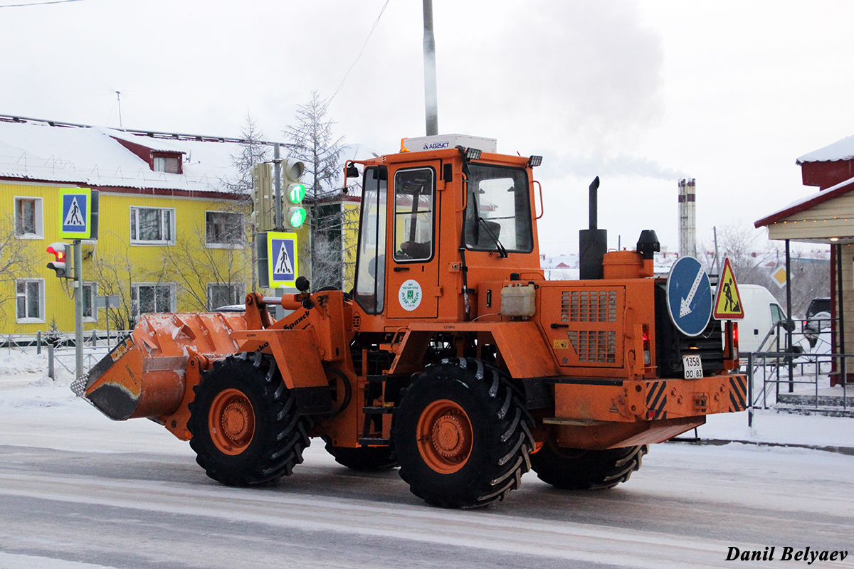 Ненецкий автономный округ, № 1358 ОО 83 — Амкодор-332В