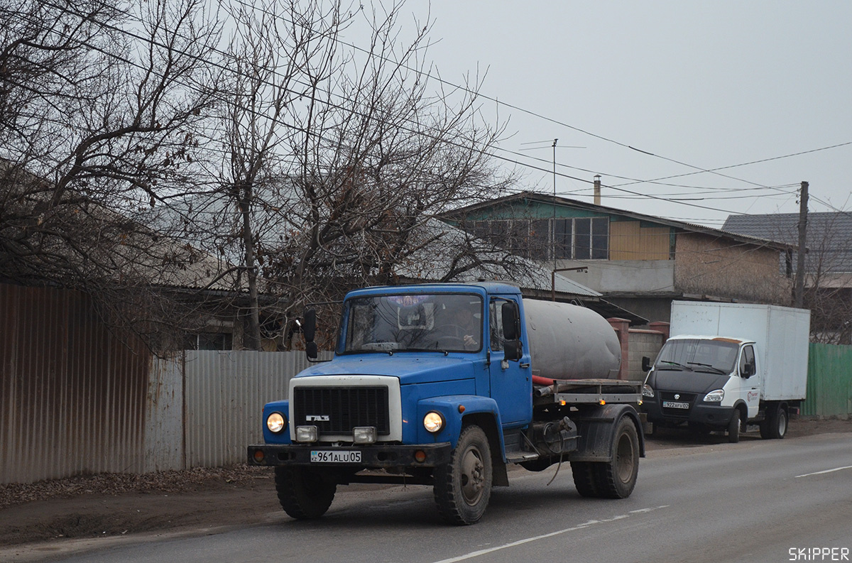 Алматинская область, № 961 ALU 05 — ГАЗ-3307