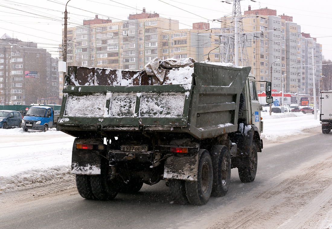 Башкортостан, № В 937 ОЕ 02 — КамАЗ-55111 [551110]