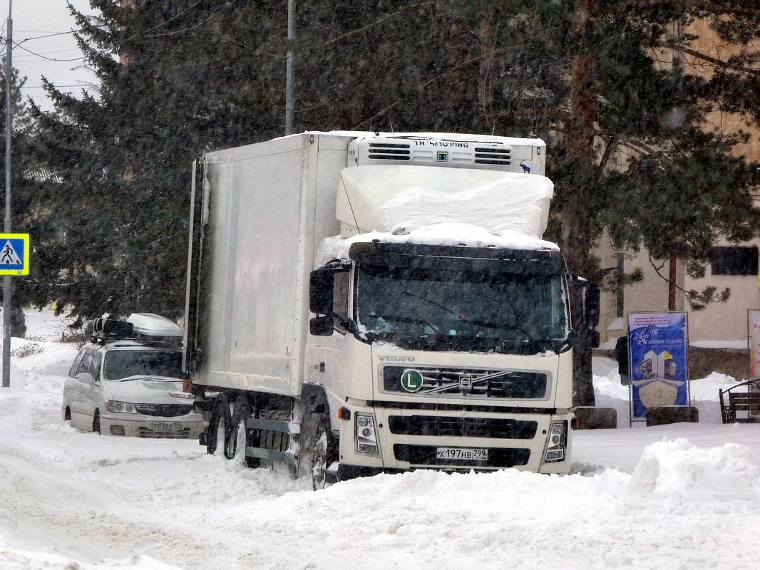 Москва, № Х 197 НВ 799 — Volvo ('2002) FM-Series