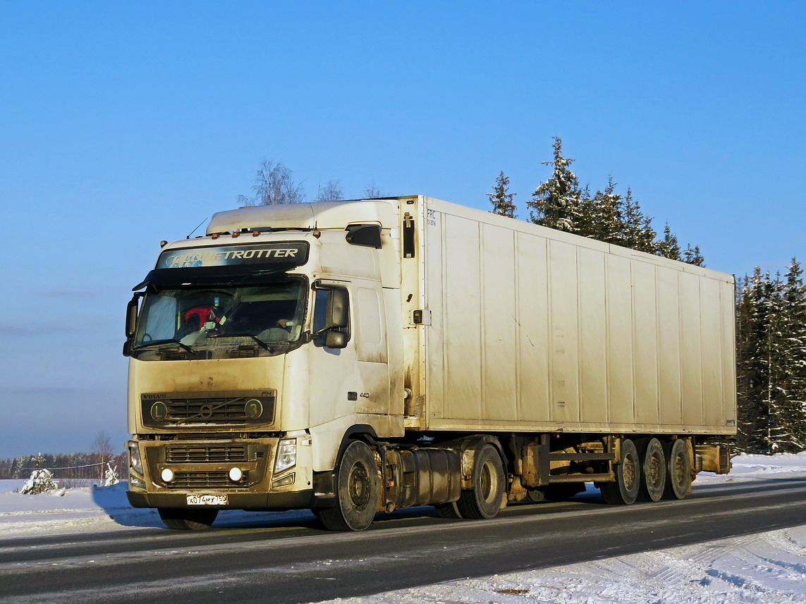 Московская область, № Х 074 МХ 750 — Volvo ('2008) FH.440 [X9P]