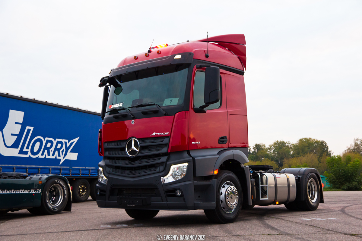 Москва, № Х 656 ЕО 797 — Mercedes-Benz Actros '18 1842 [Z9M]; Московская область — Фестиваль Truckfest 2021 — сентябрь