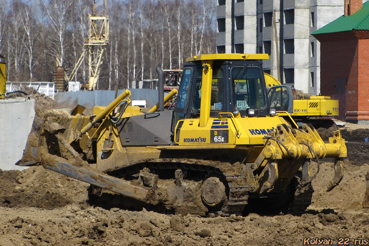 Алтайский край, № 2073 МС 22 — Komatsu D65