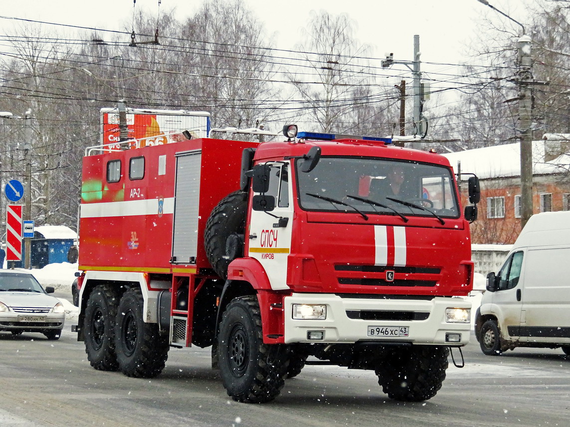 Кировская область, № В 946 ХС 43 — КамАЗ-5350 (общая модель)