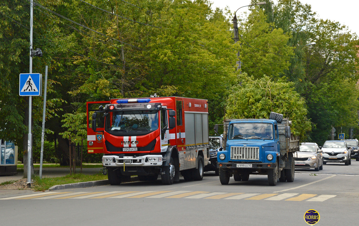 Калужская область, № О 043 ОР 40 — IVECO-AMT EuroCargo ('2015); Калужская область, № В 999 НХ 40 — ГАЗ-3307