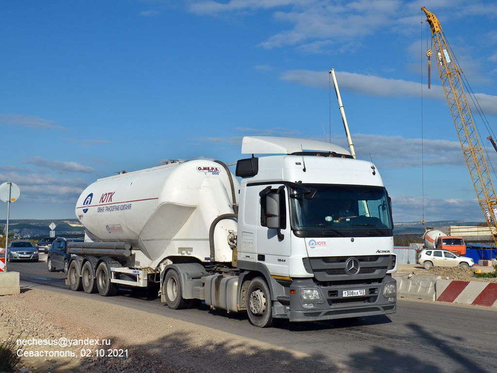 Краснодарский край, № Т 308 ХА 123 — Mercedes-Benz Actros '09 1844 [Z9M]