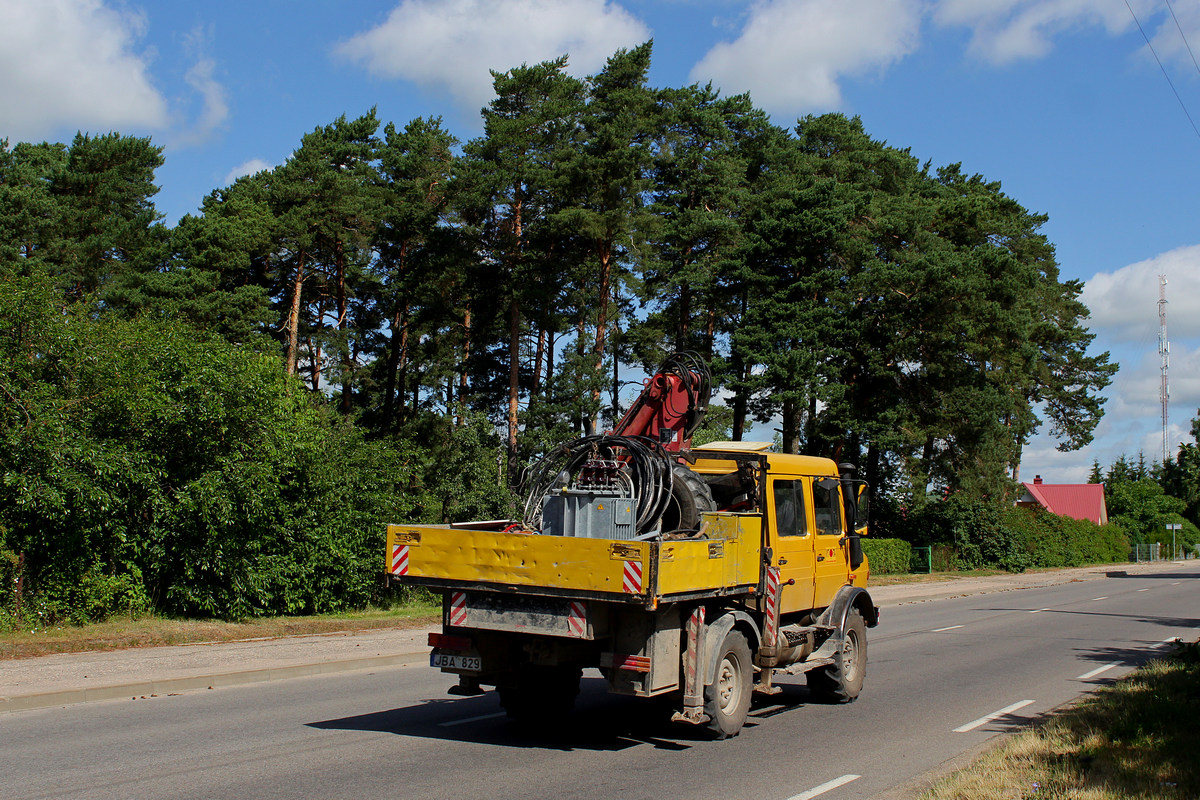 Литва, № JBA 829 — Mercedes-Benz Unimog (общ.м)