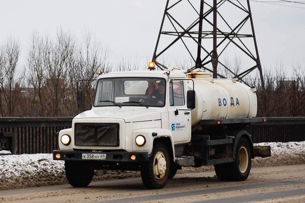 Тверская область, № К 358 НУ 69 — ГАЗ-3309