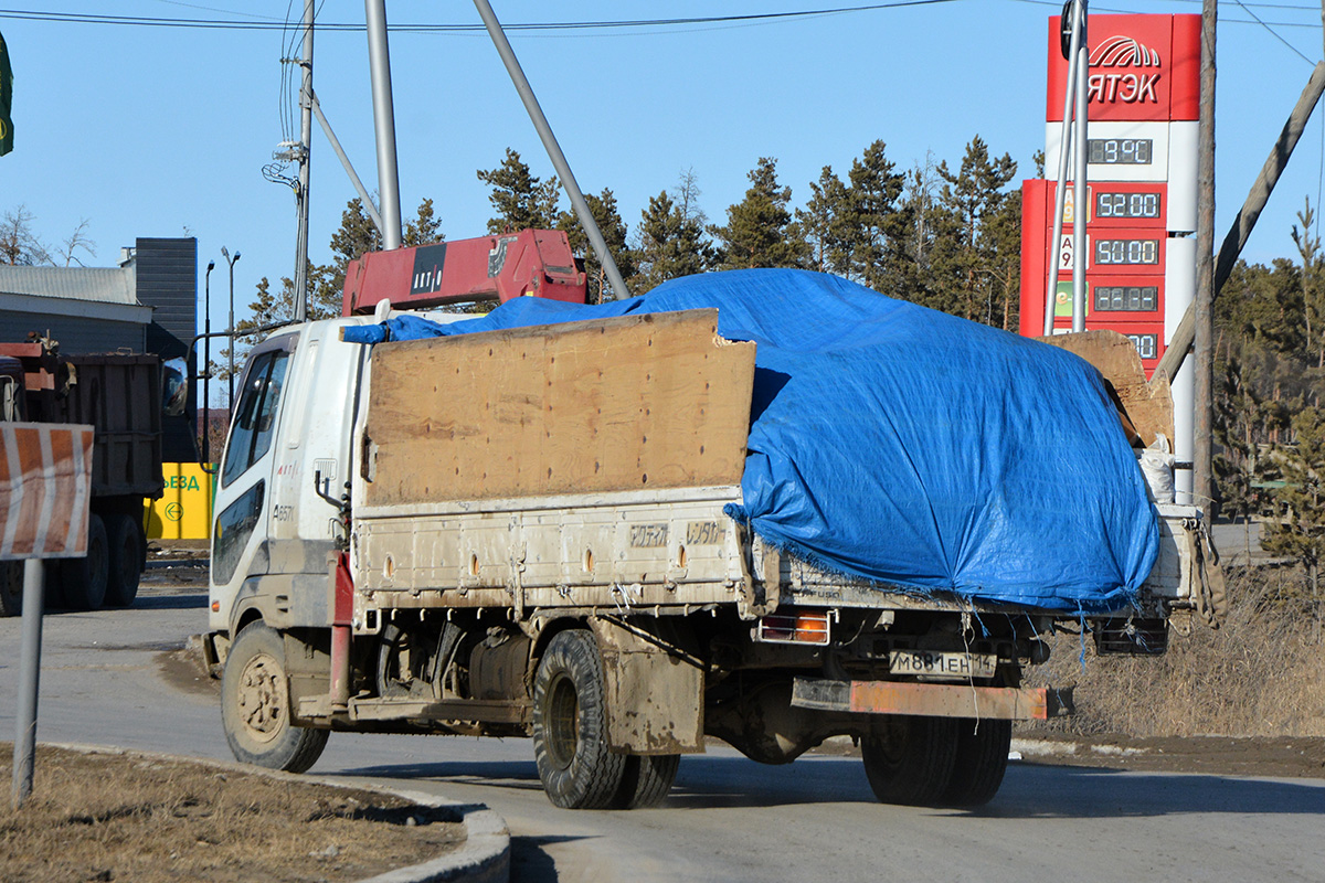 Саха (Якутия), № М 881 ЕН 14 — Mitsubishi Fuso Fighter