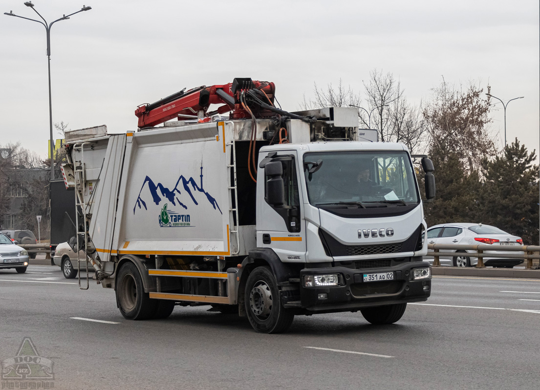 Алматы, № 351 AQ 02 — IVECO EuroCargo ('2015)