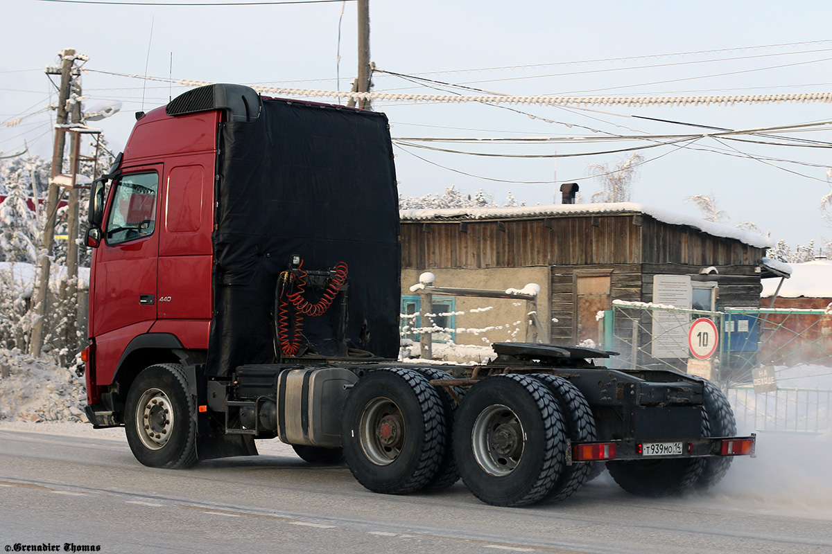 Саха (Якутия), № Т 939 МО 14 — Volvo ('2002) FH12.440