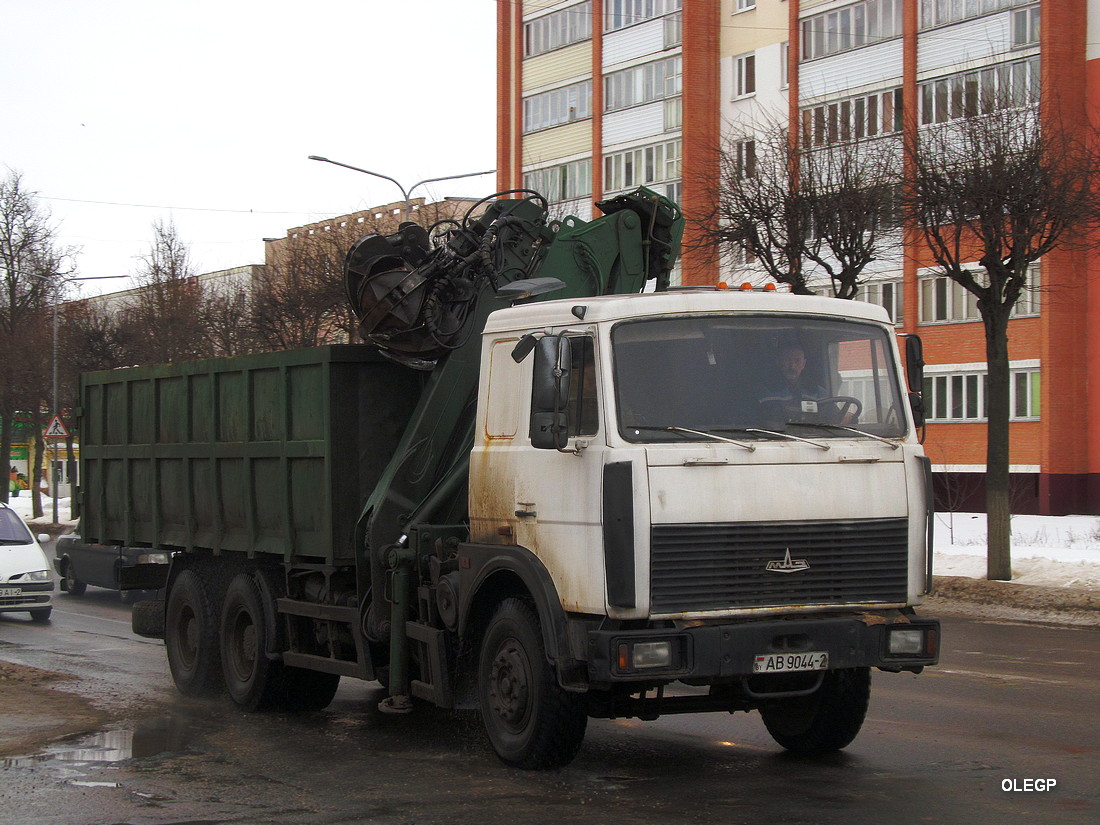 Витебская область, № АВ 9044-2 — МАЗ-6303 (общая модель)