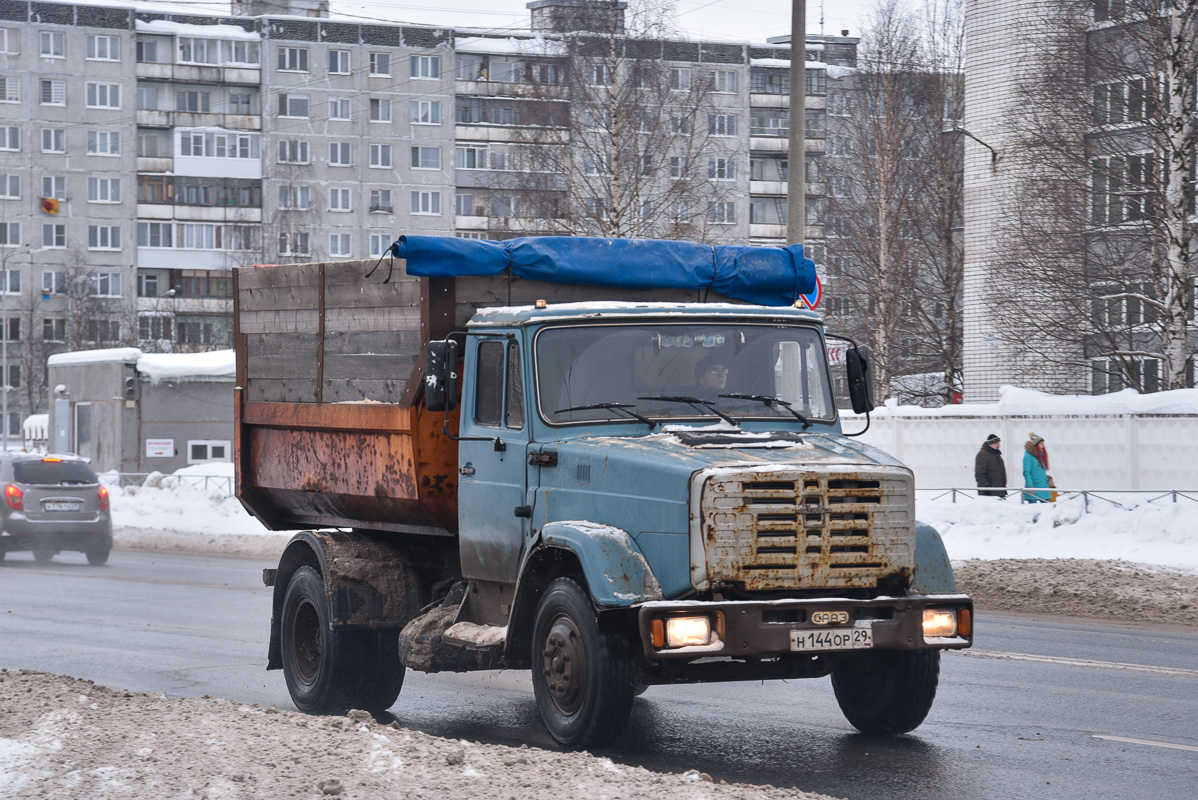 Архангельская область, № Н 144 ОР 29 — ЗИЛ-497442